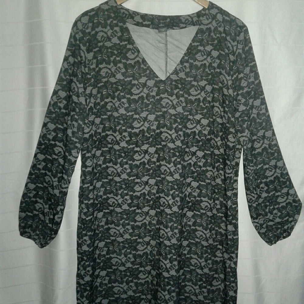 Covington Lace Pattern Longsleeve Dress
